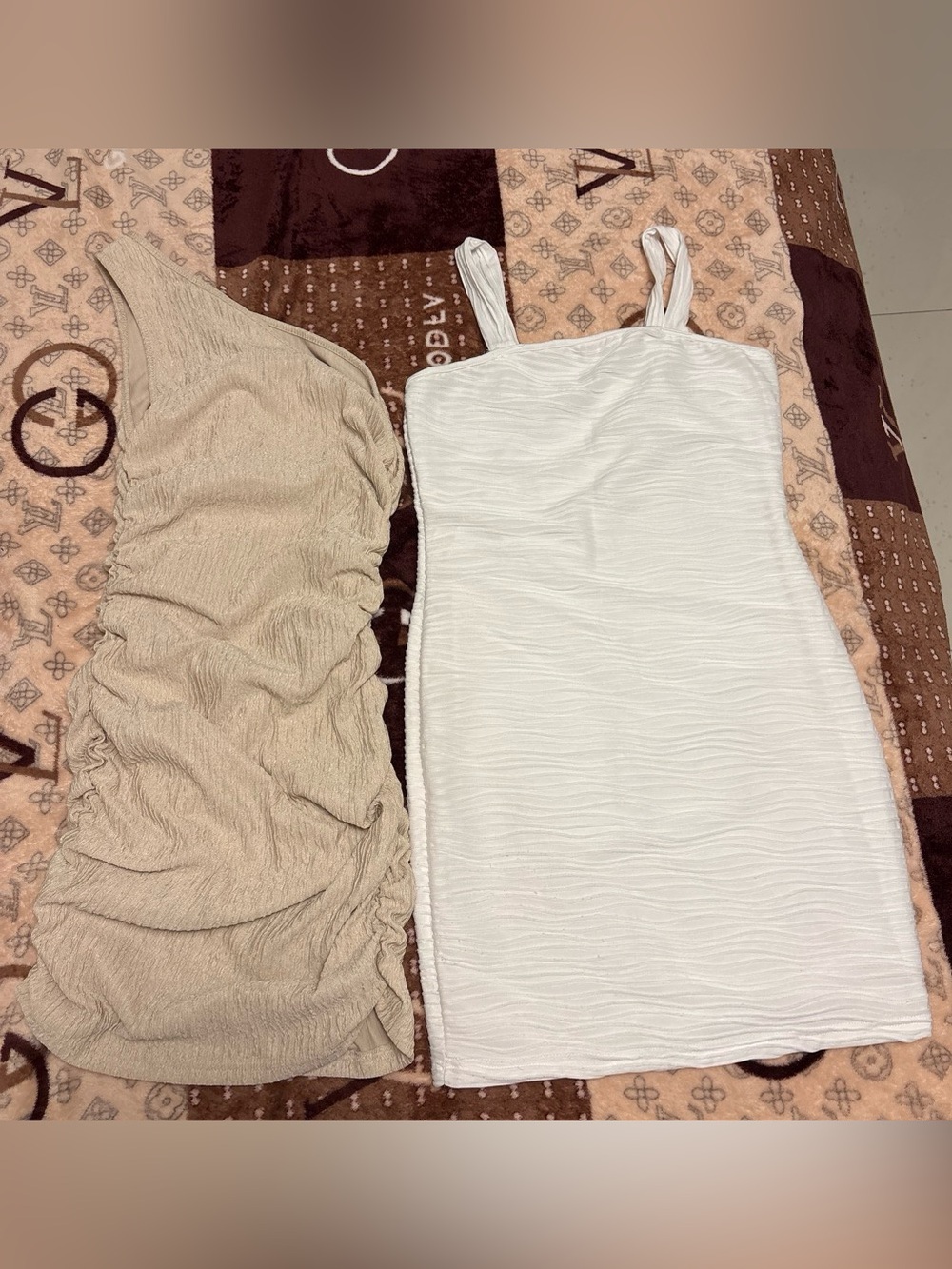 Bundle of 2 dresses